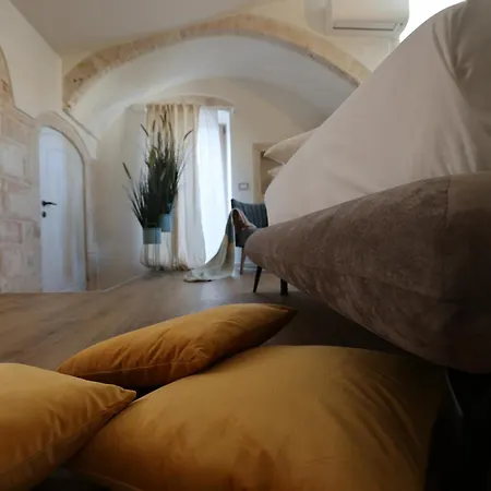 Dama Your Luxury * Castellana Grotte