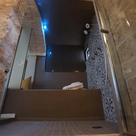 Dama Your Luxury * Castellana Grotte