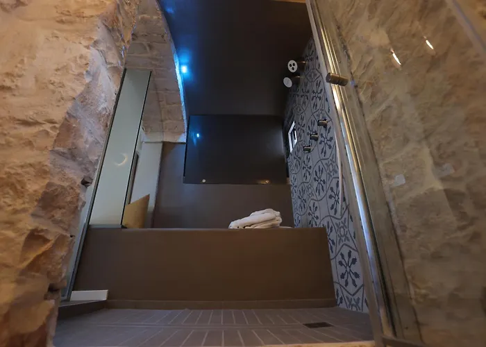 Dama Your Luxury * Castellana Grotte